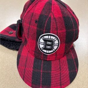 Men’s Red and Black Plaid NHL Boston Bruins Winter Cap